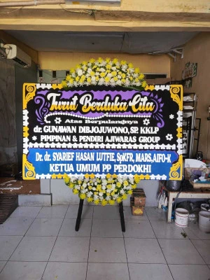 Papan Bunga di Jalan Hr Rasuna Said